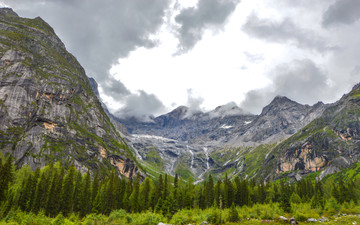 四姑娘山