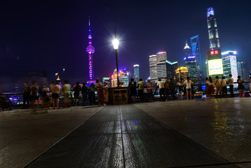 上海陆家嘴建筑群夜景