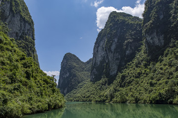 山青水秀