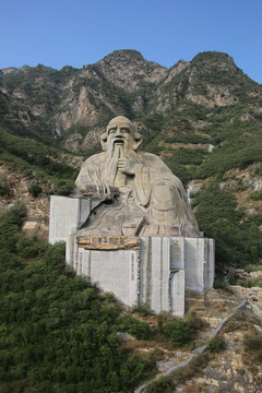北京圣莲山老子巨型雕像