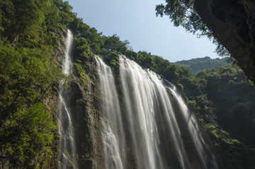 三峡大瀑布