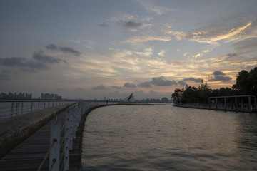 傍晚景