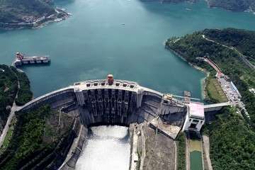 隔河岩水电站