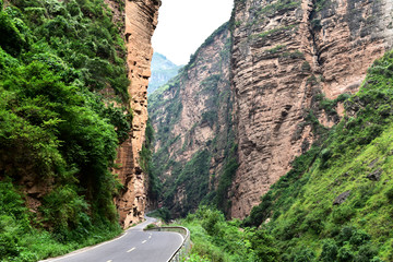 巴山峡谷