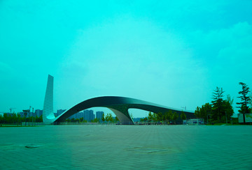 恐龙造型的北京园博园3号门