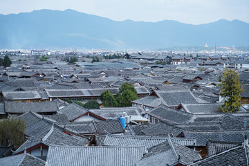 丽江古城建筑的屋顶