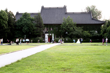 南京大学小广场