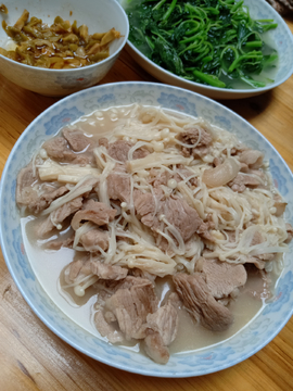 肉炒金针菇