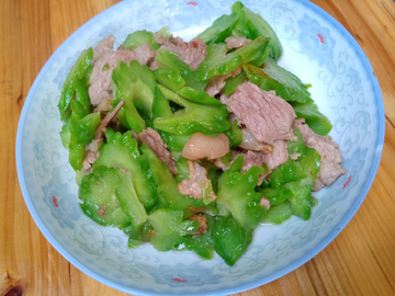 肉炒苦瓜