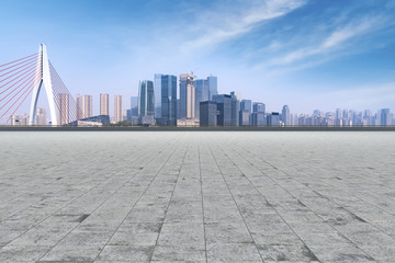 广场地砖和重庆城市建筑天际线