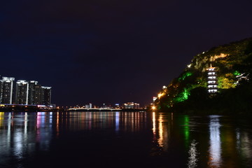 两岸夜景