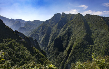 重庆武陵山大裂谷