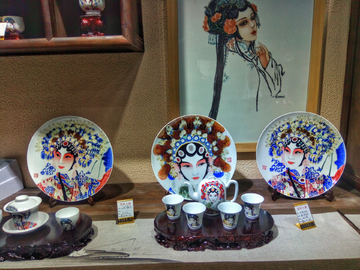 瓷器店展示
