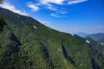 重庆武陵山大裂谷