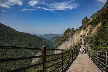 重庆武陵山大裂谷