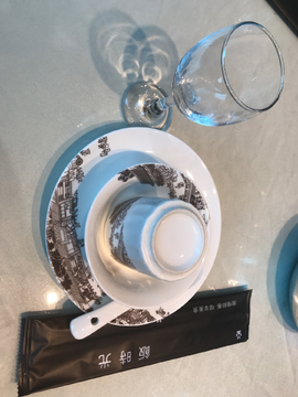 餐具