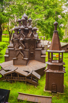 俄罗斯民居和木教堂模型
