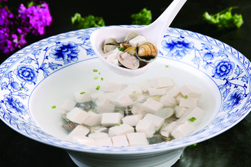 文蛤豆腐汤