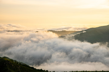 冰山梁云海