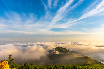 冰山梁云海