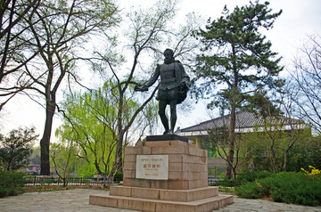 北京大学塞万提斯雕像