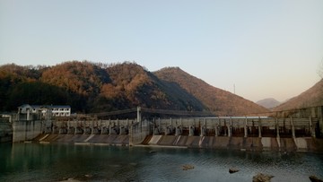 水电站大坝