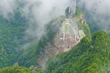 张家界天门山盘山公路