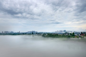 清江雾景