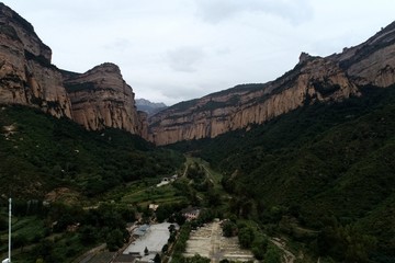 航拍黄崖洞风景区