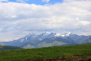 甘孜风光高原草甸雪山