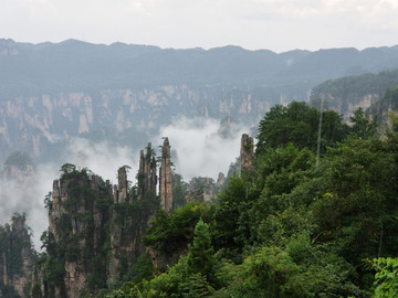 张家界御笔峰的景色