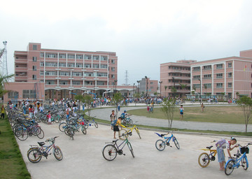 学校