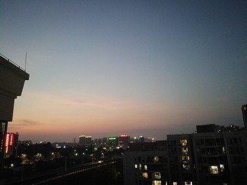 城市夜空