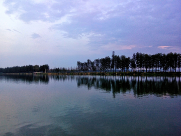 武汉东湖暮色风光