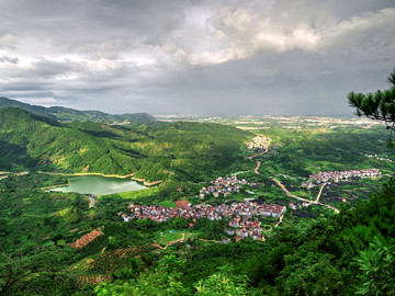 金华尖峰山水库山下曹村