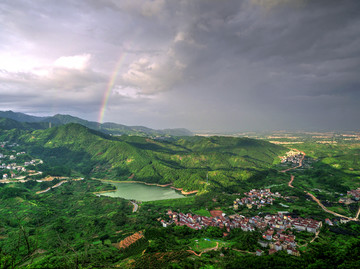 金华尖峰山雨后彩虹