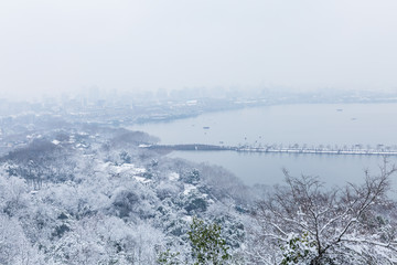 西湖雪景