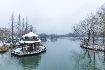 西湖雪景