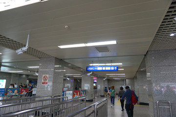 北京地铁东直门站