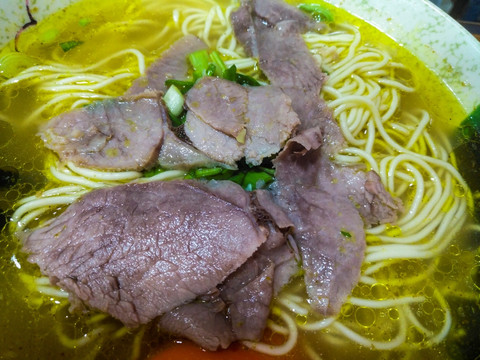 牛肉拉面