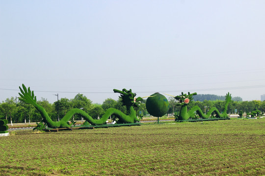 绿色雕塑