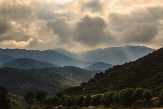 光影云顶山