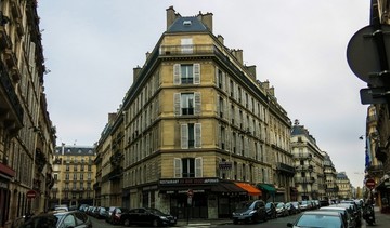 巴黎市政厅卢浮宫