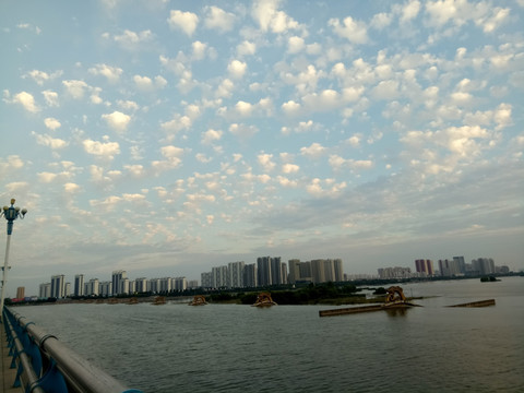 蓝天白云
