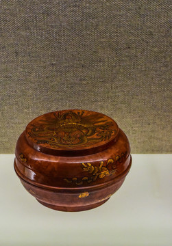 蒙古族漆绘炒面盒