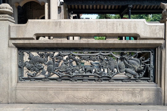 陈家祠通花铸铁护栏