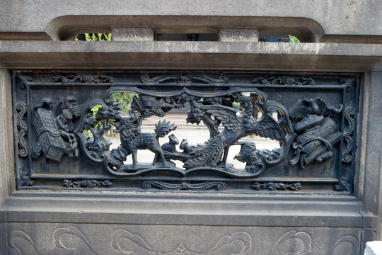 陈家祠通花铸铁护栏