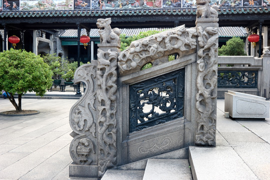 陈家祠通花铸铁护栏