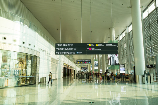 广州白云机场指示牌