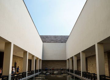良渚博物馆中庭